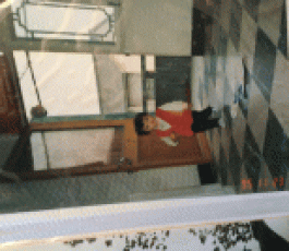 失踪人员：杨玻