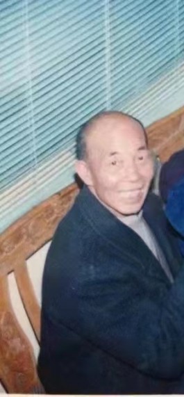 失踪人员：何先贵